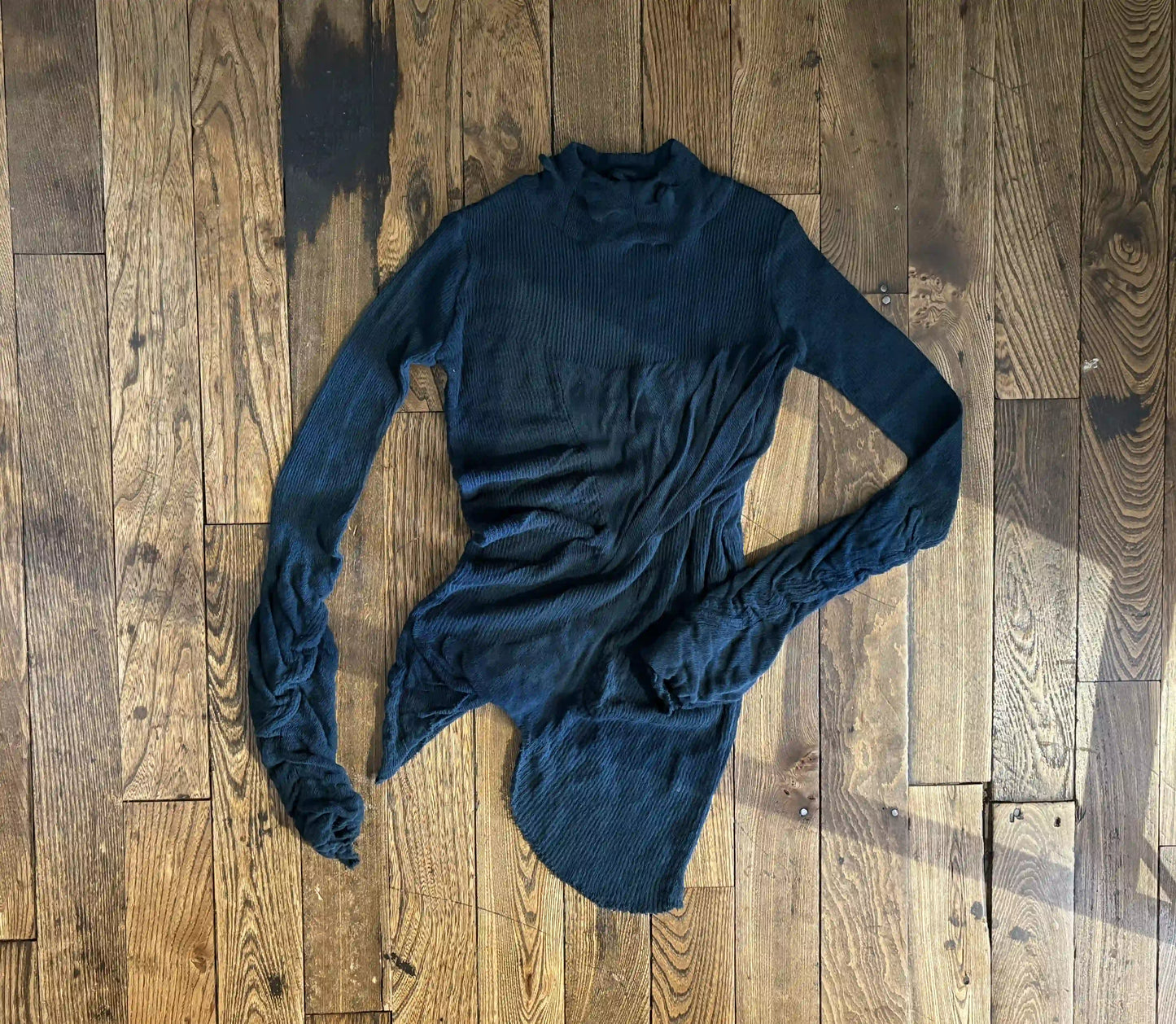 Sweater[asymmetry]