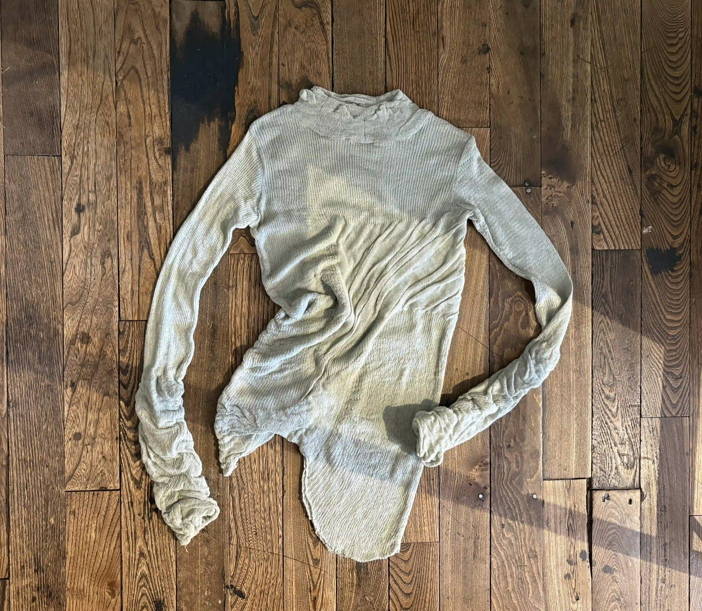 Sweater[asymmetry]