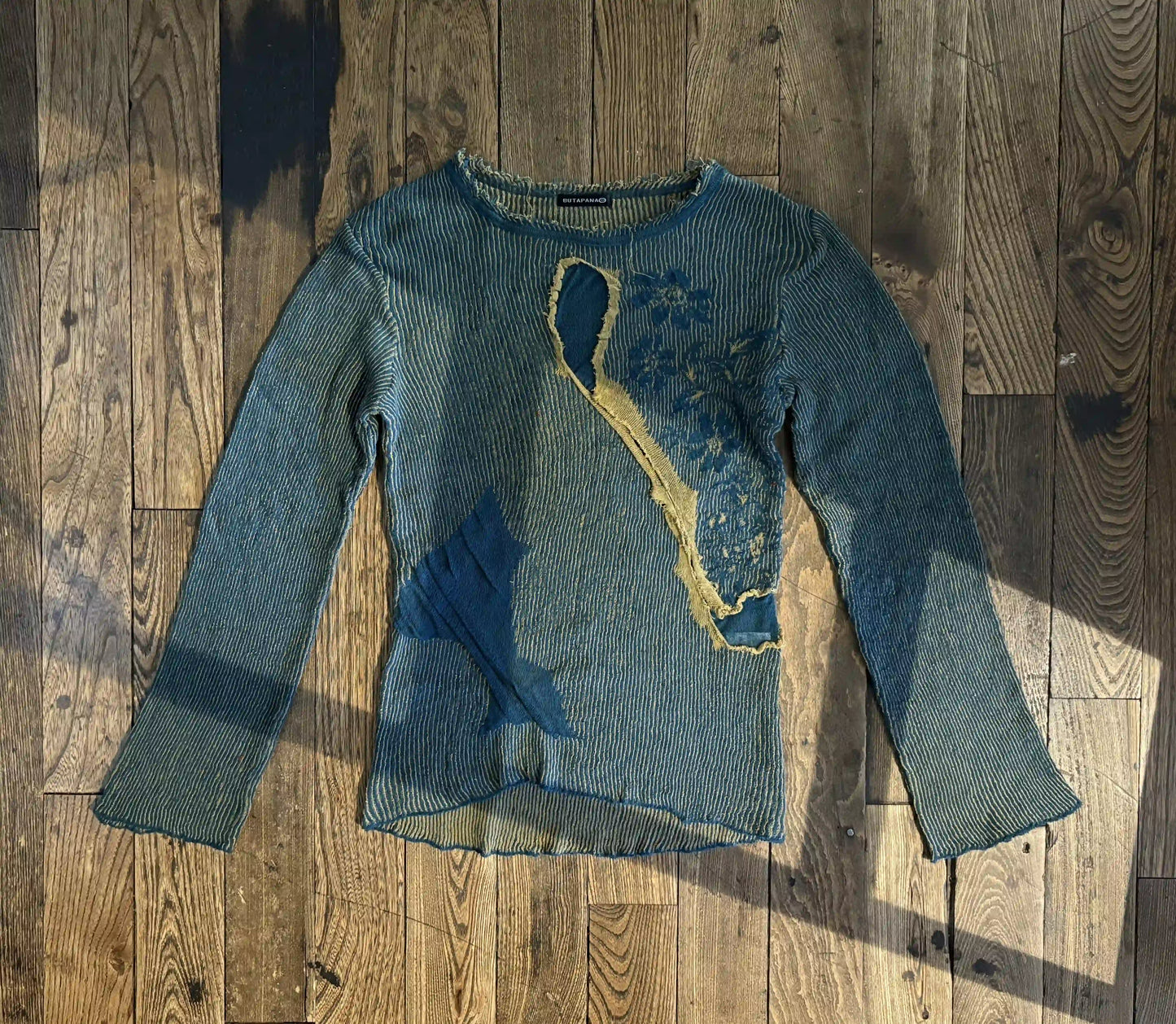 Sweater [Cutting]