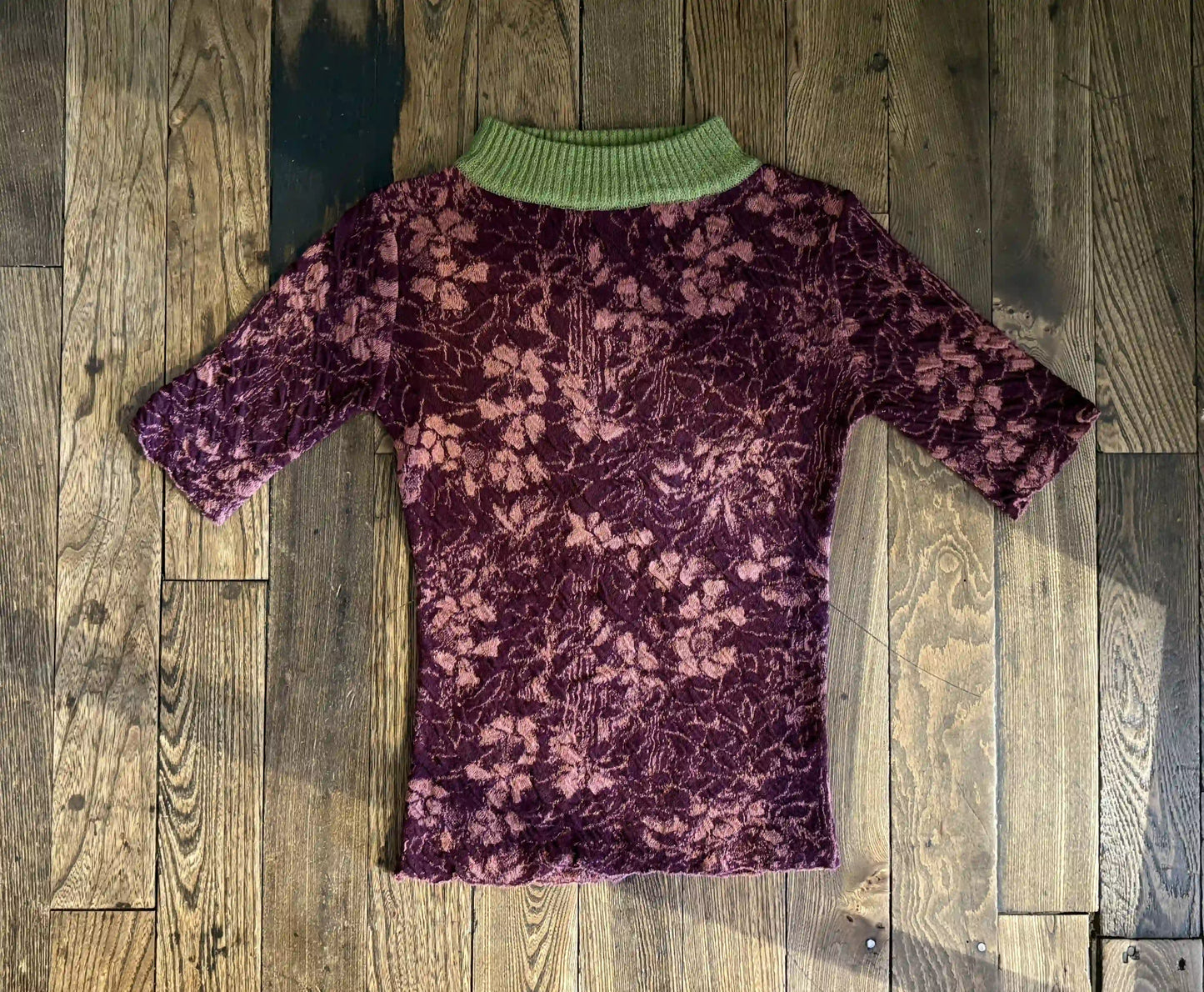 Sweater [Ribbed collar]
