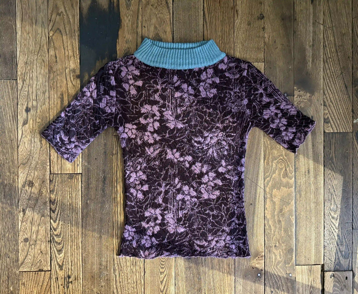 Sweater [Ribbed collar]