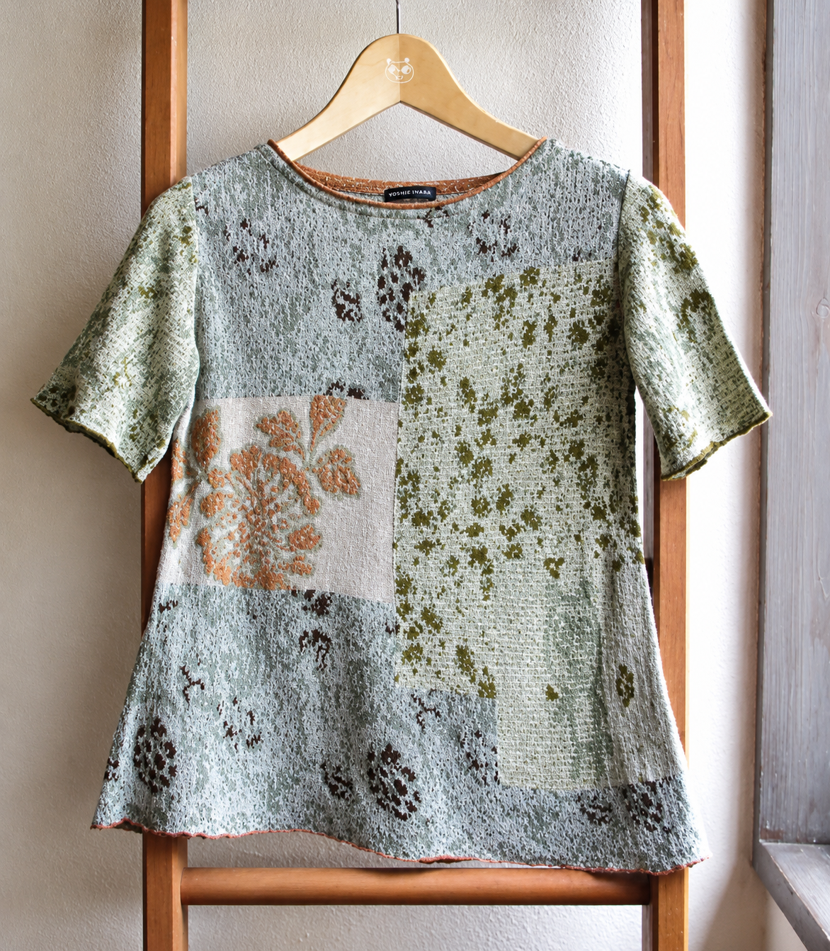 Sweater [intarsia Flower&BUTAPANA]