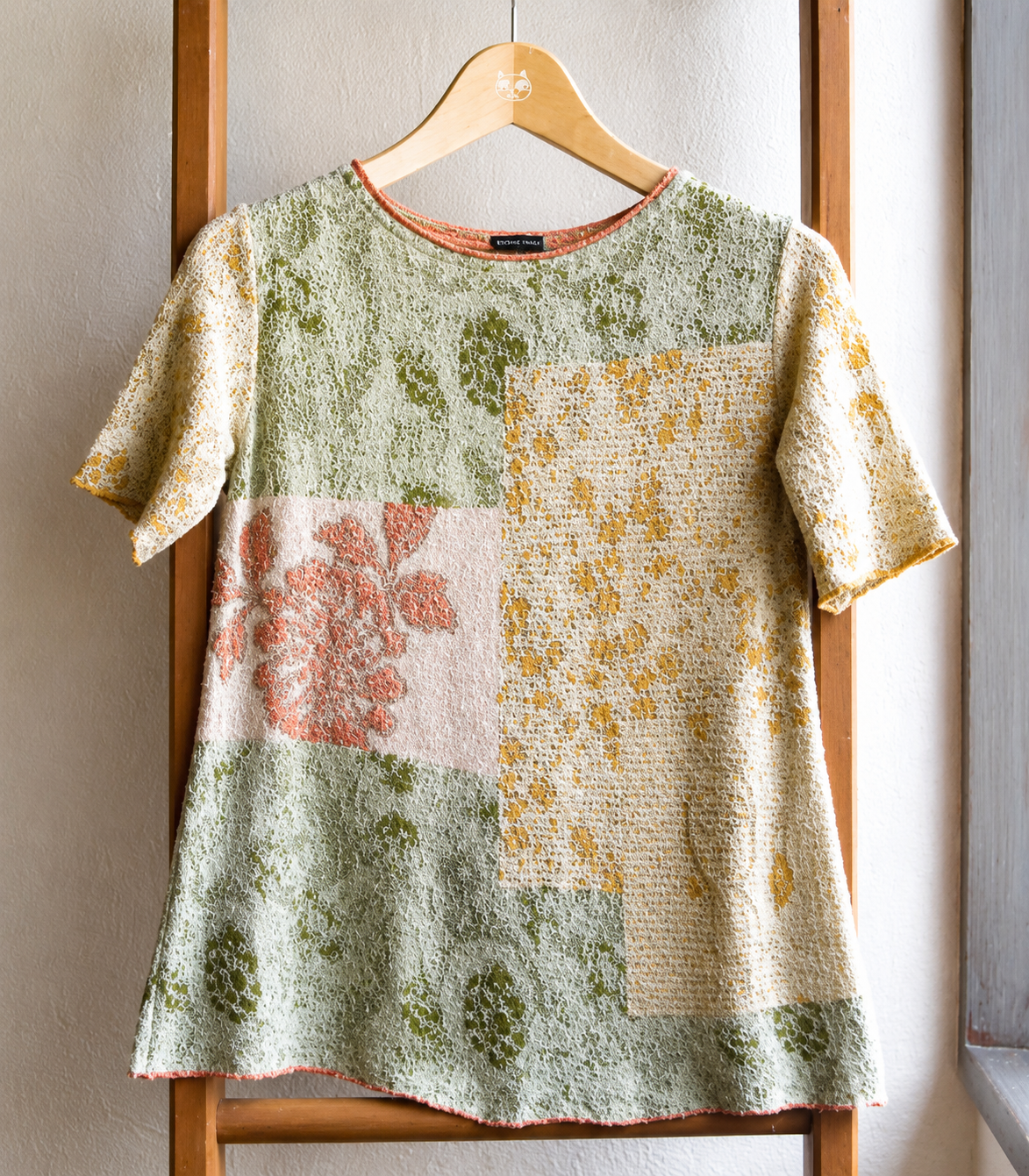 Sweater [intarsia Flower&BUTAPANA]